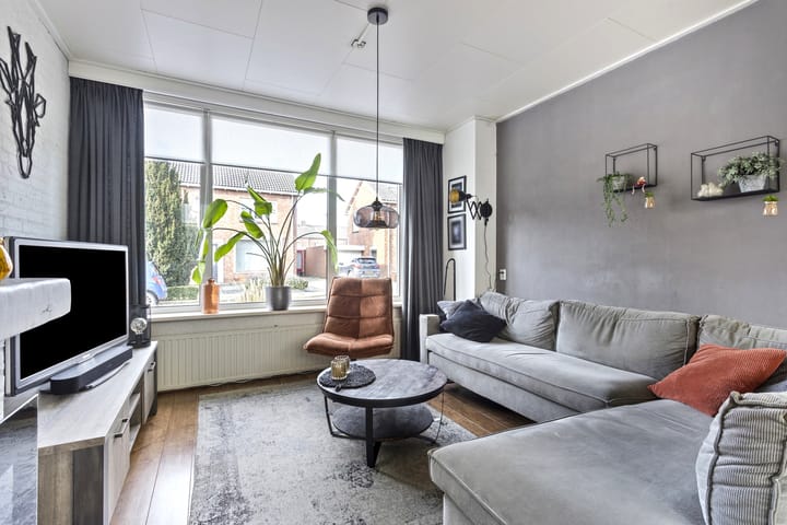 Foto 2 van Jan Sluijtersstraat 16