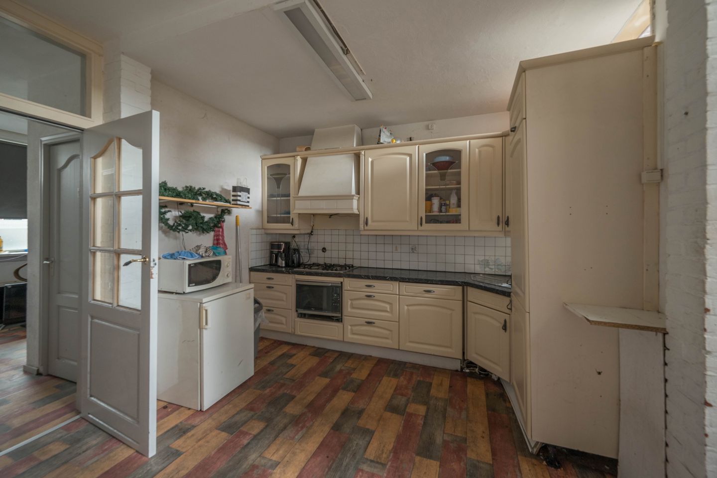 Photo 4 of Vareniusstraat 3