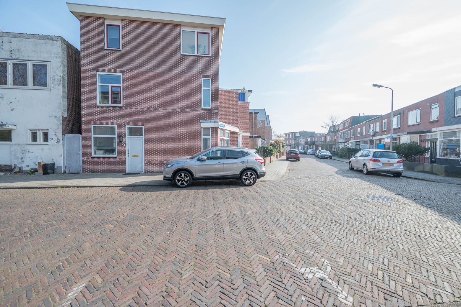 Photo 9 of Vareniusstraat 3