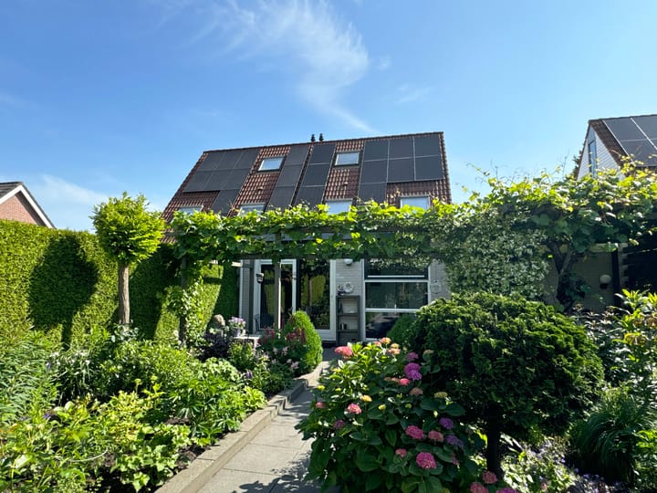 Foto 11 van Weigelia 13