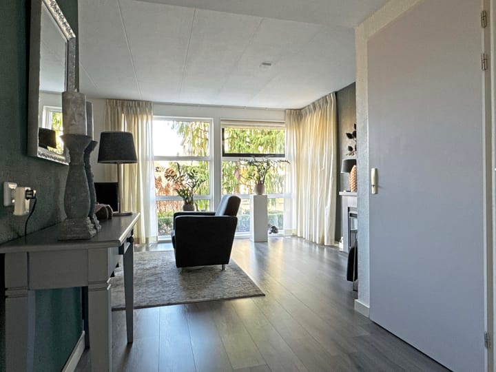 Foto 18 van Weigelia 13