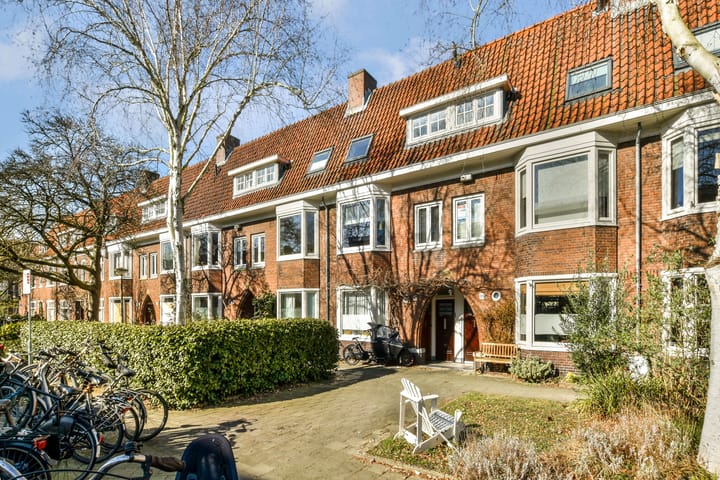 Photo 1 of Johannes van der Waalsstraat 83-1