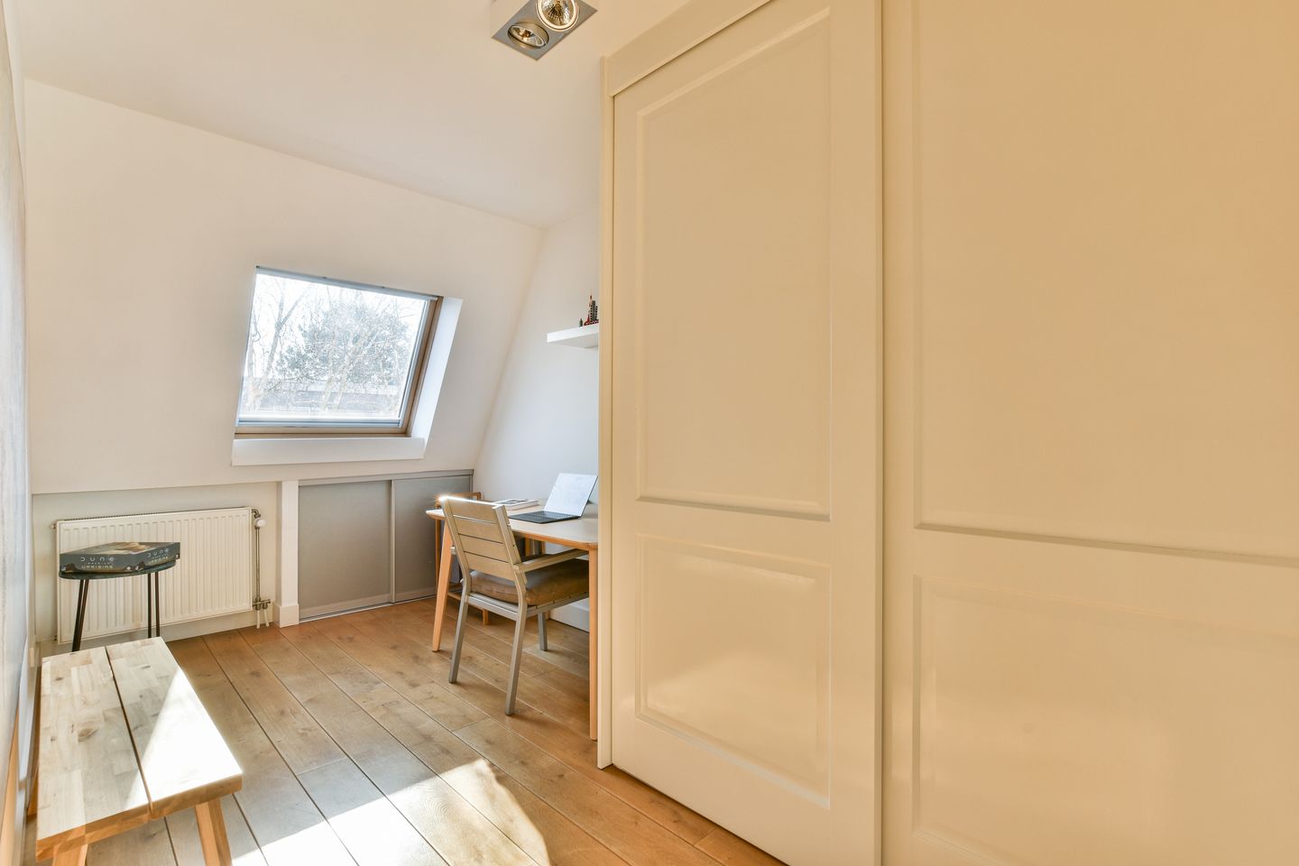 Foto 14 van Johannes van der Waalsstraat 83-1