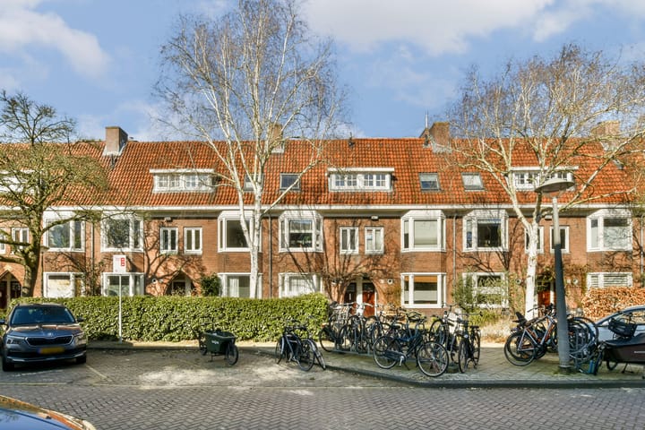 Photo 20 of Johannes van der Waalsstraat 83-1