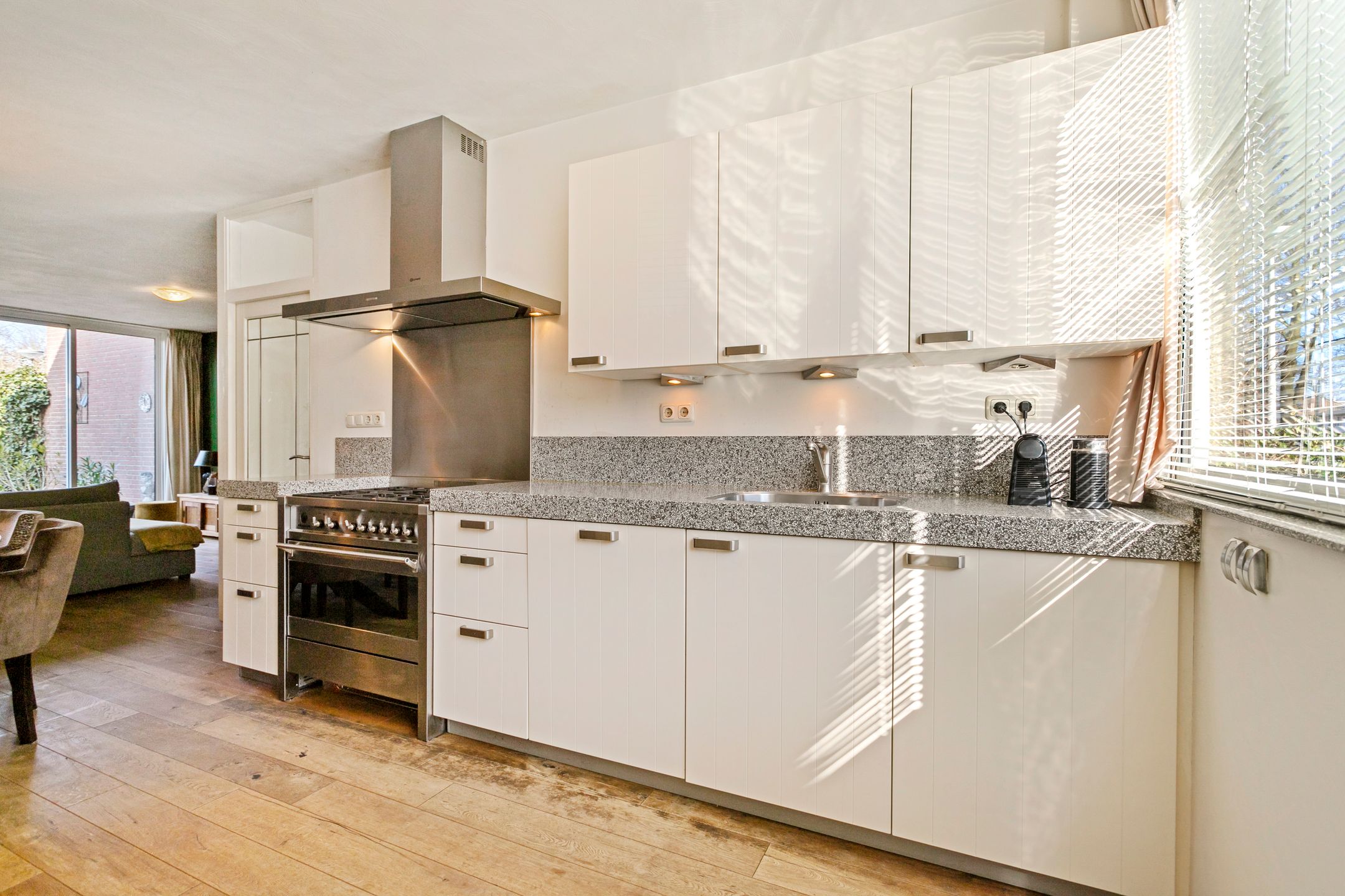 Foto 12 van Buitenpepersdreef 76