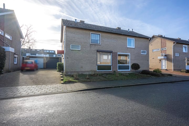 Foto 24 van Junostraat 8