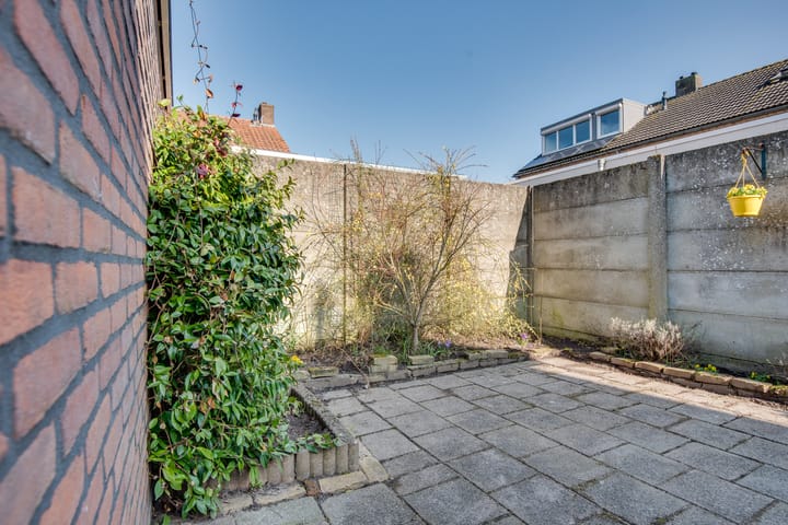 Foto 22 van van der Hoopstraat 13