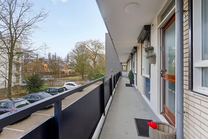 Foto 11 van Weldamlaan 10