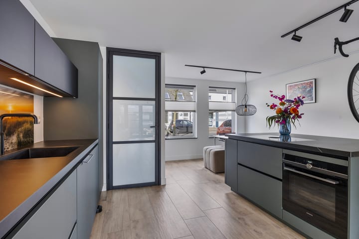 Foto 15 van Rosa Luxemburgstraat 38