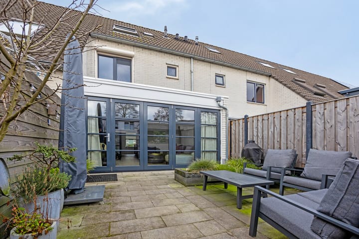 Foto 35 van Rosa Luxemburgstraat 38