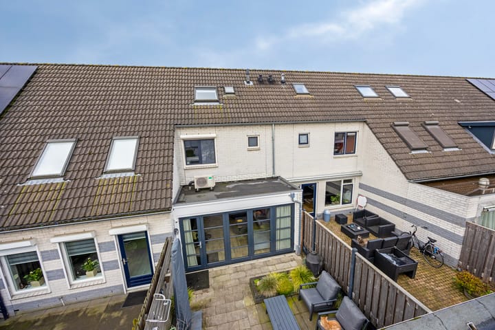 Foto 36 van Rosa Luxemburgstraat 38