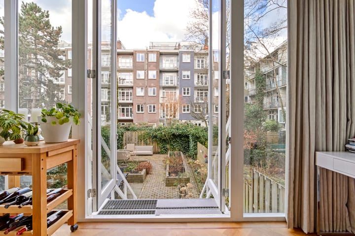 Foto 14 van Linnaeusparkweg 29-H