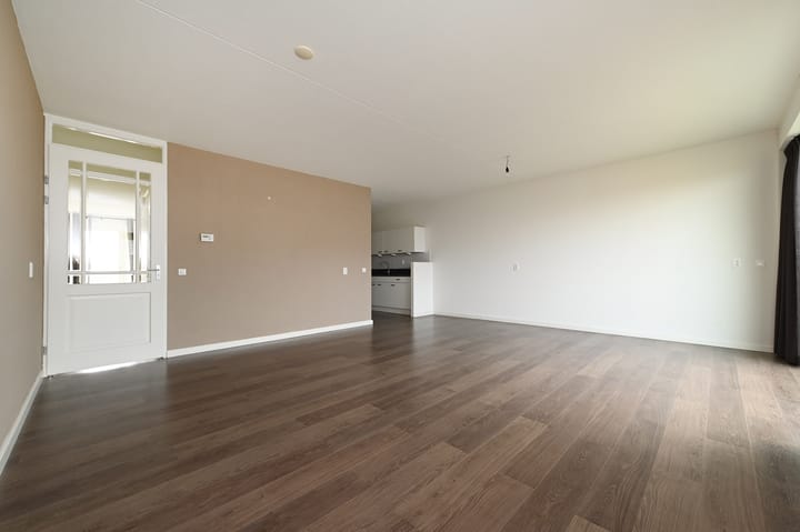 Foto 11 van Muiderstraat 131