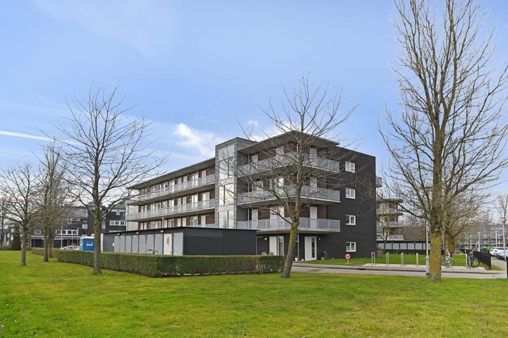 Foto 28 van Muiderstraat 131