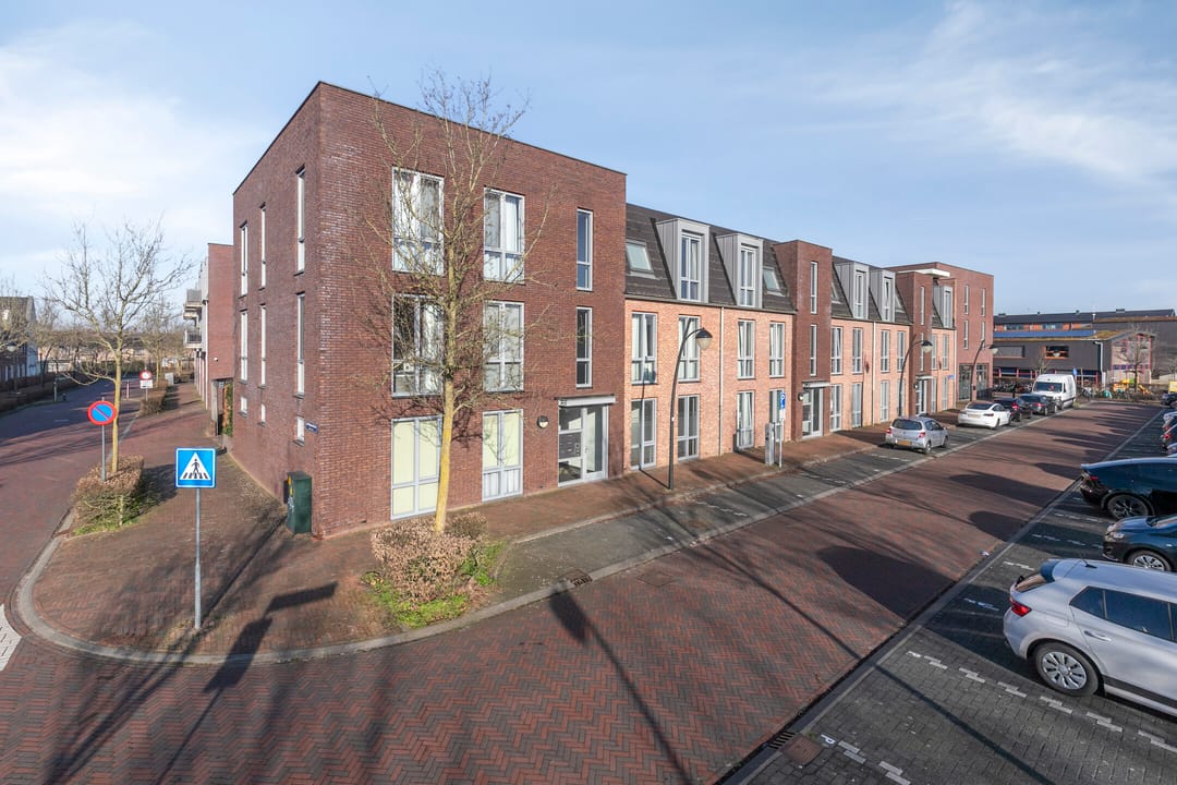 Photo 1 of Pieter van Vollenhovenstraat 3