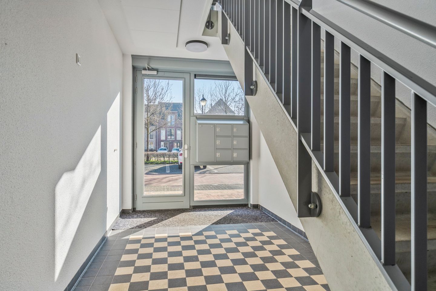 Photo 5 of Pieter van Vollenhovenstraat 3