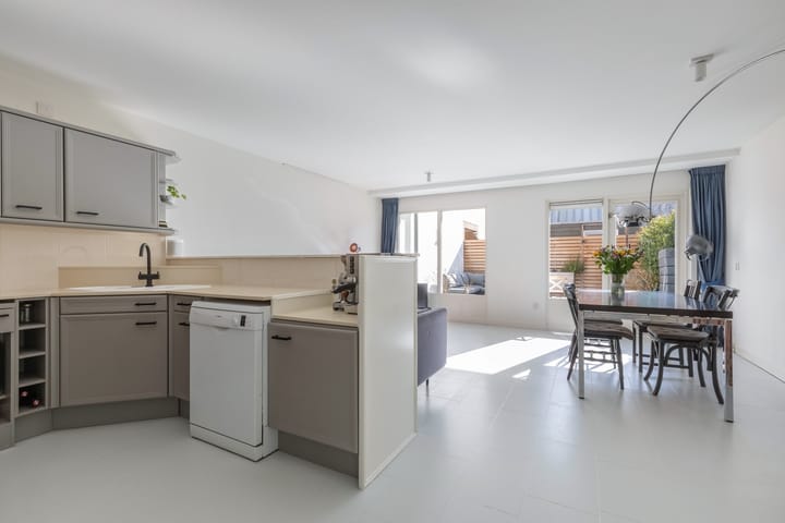 Photo 10 of Vlimmerenstraat 37