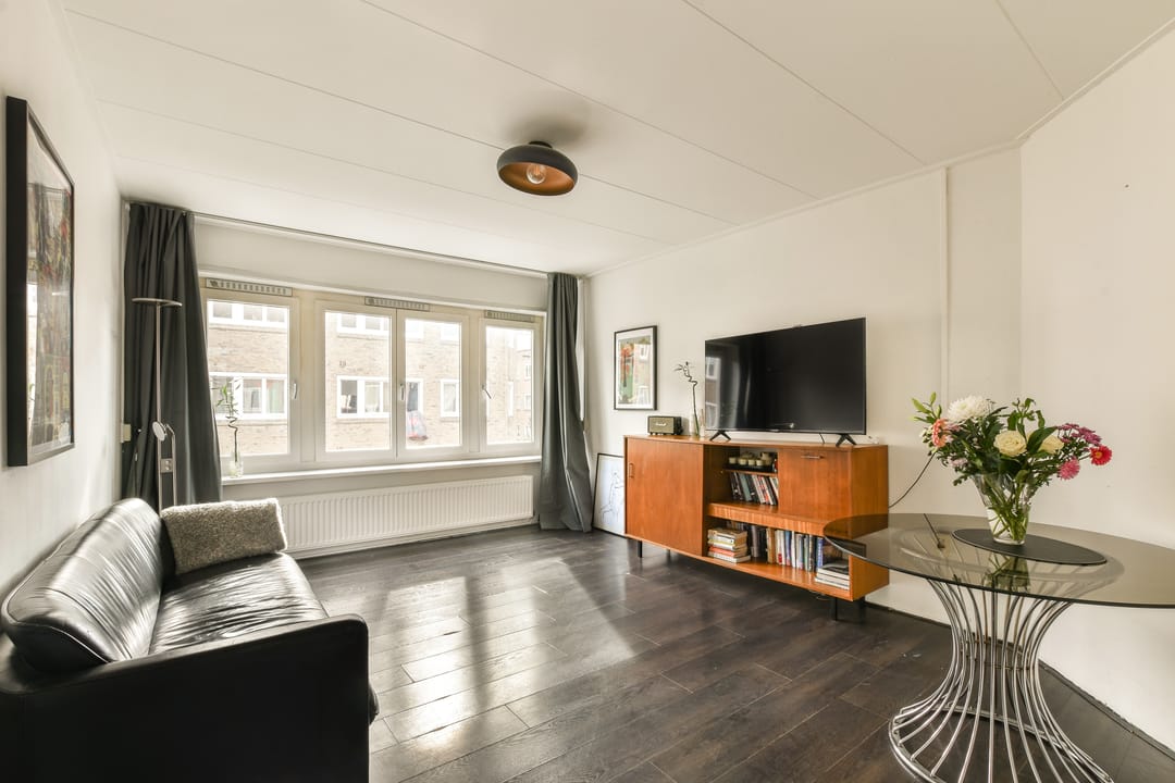 Photo 2 of Bloys van Treslongstraat 62-2