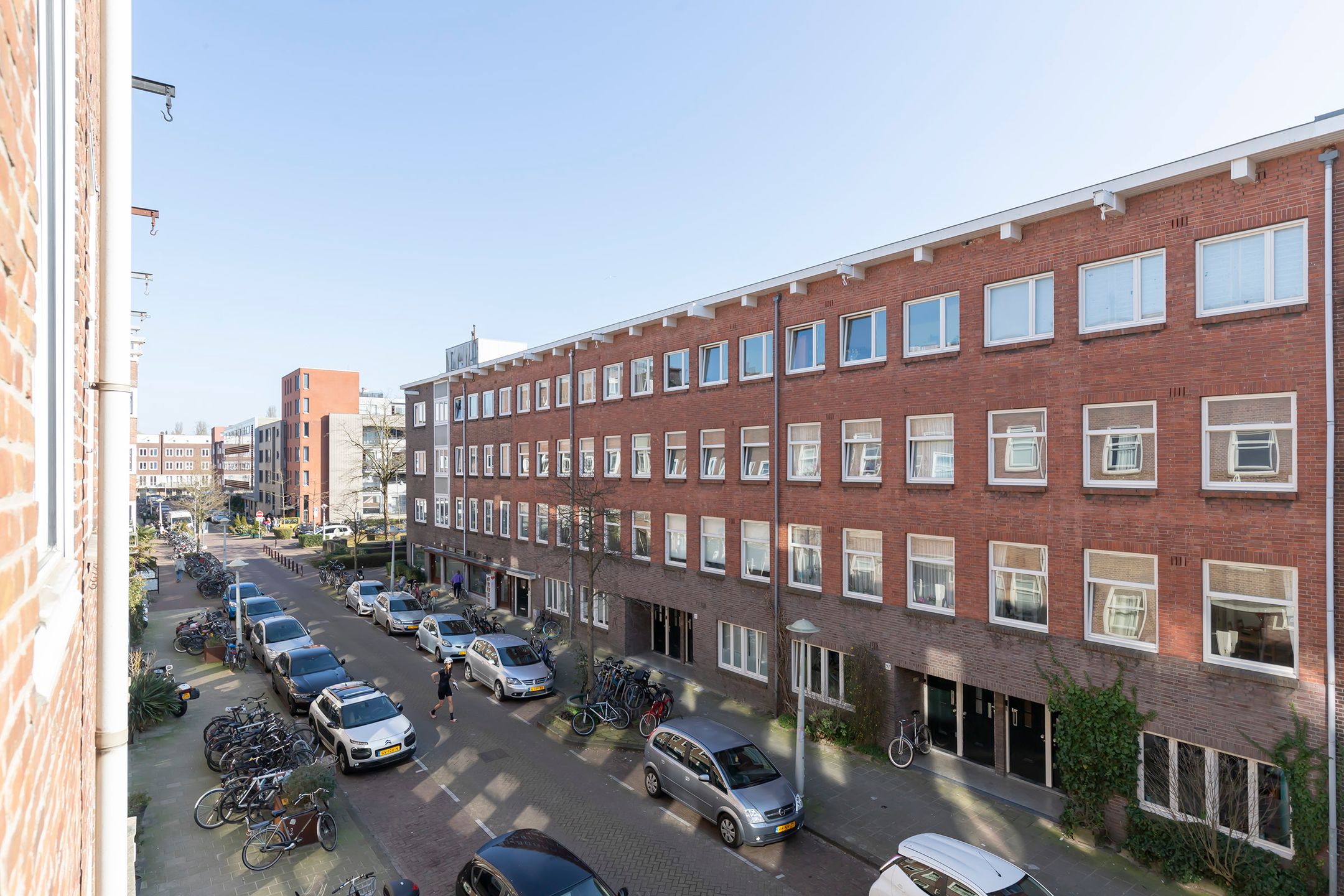 Photo 3 of Bartholomeus Diazstraat 52-2