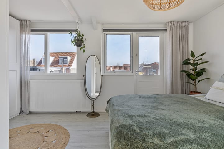 Photo 22 of Steiltjesstraat 2