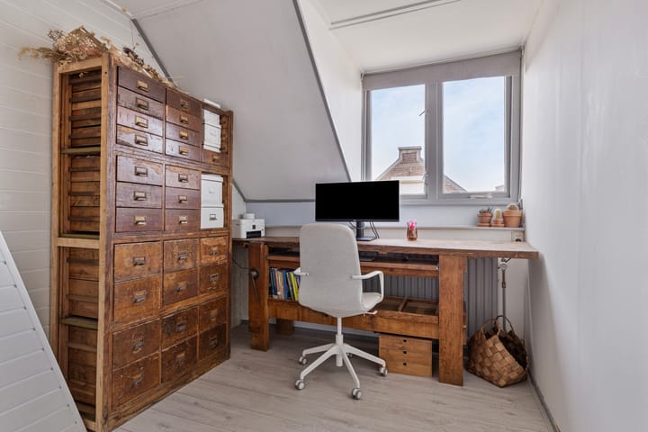 Photo 23 of Steiltjesstraat 2