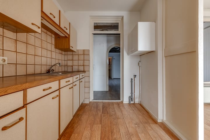 Foto 16 van Burg van Sevenhovenstraat 17