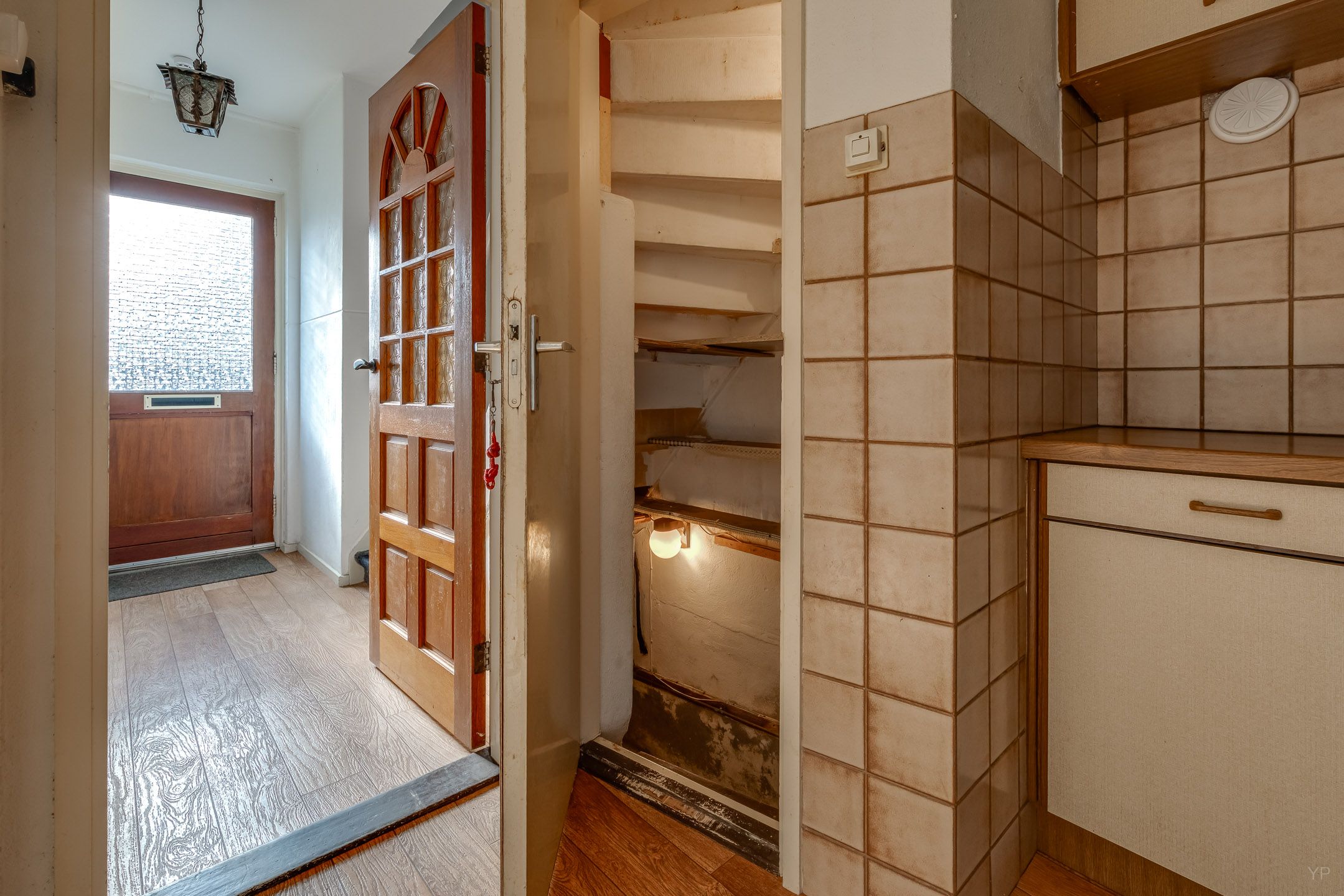 Foto 15 van Burg van Sevenhovenstraat 17