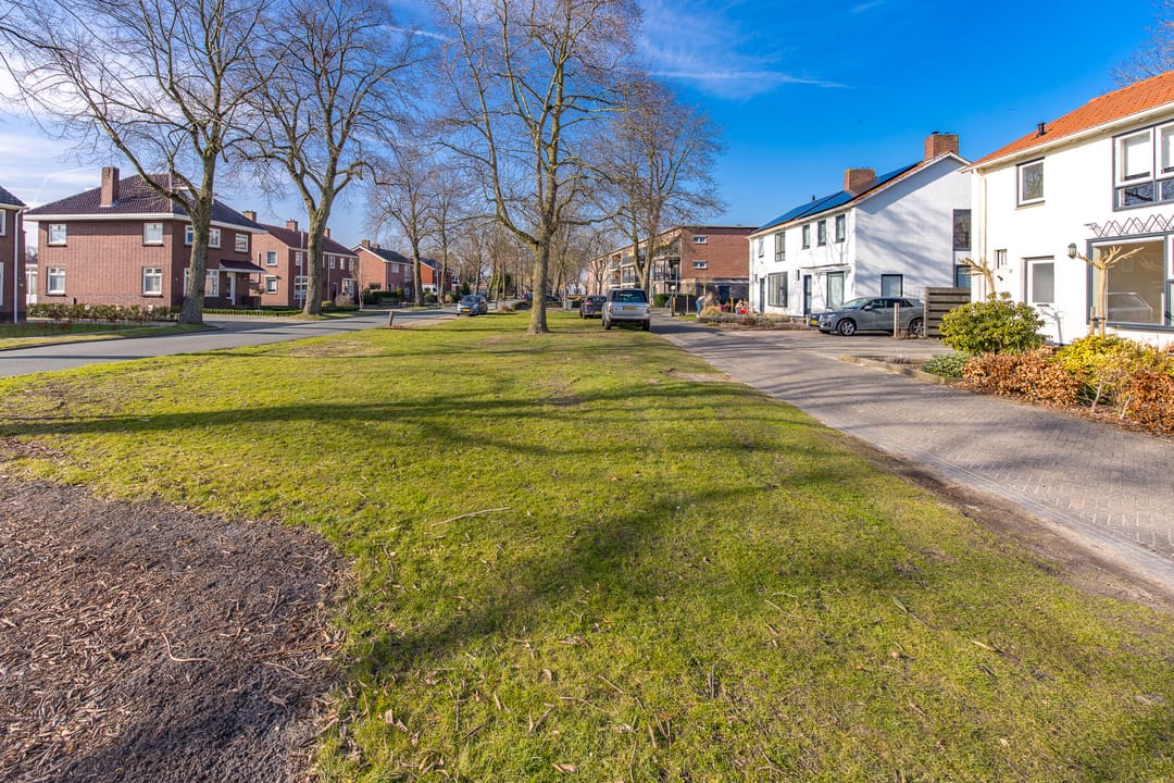 Foto 8 van Burg van Sevenhovenstraat 17