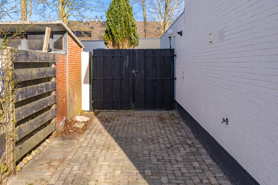 Foto 37 van Burg van Sevenhovenstraat 17