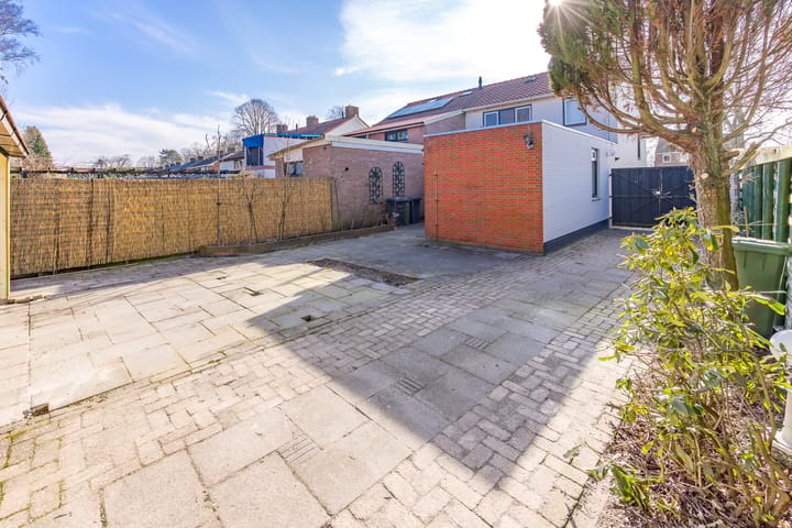 Foto 36 van Burg van Sevenhovenstraat 17