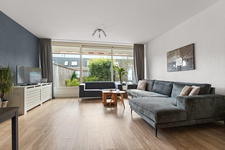 Photo 6 of Zwanenveld 3024