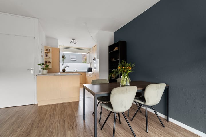 Photo 9 of Zwanenveld 3024