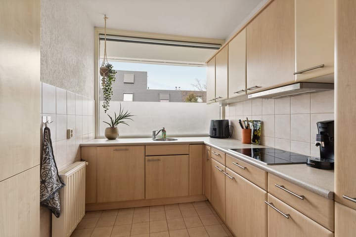 Photo 12 of Zwanenveld 3024