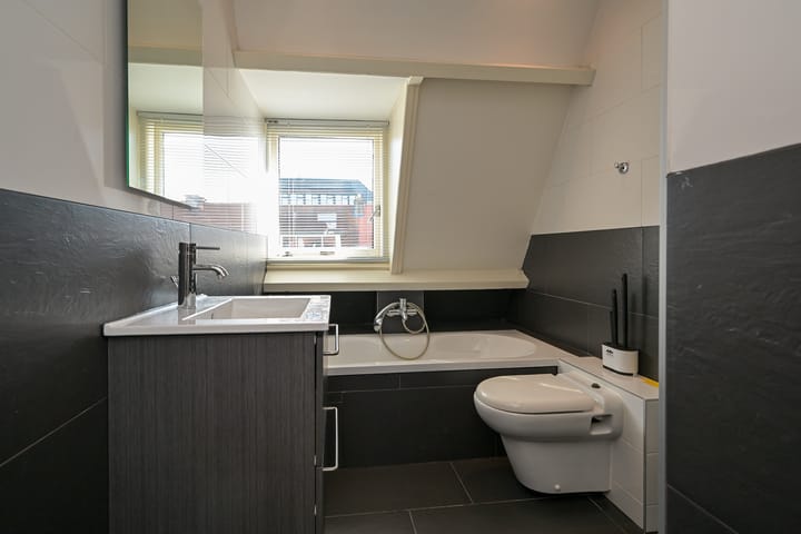 Foto 31 van Roelofsstraat 20