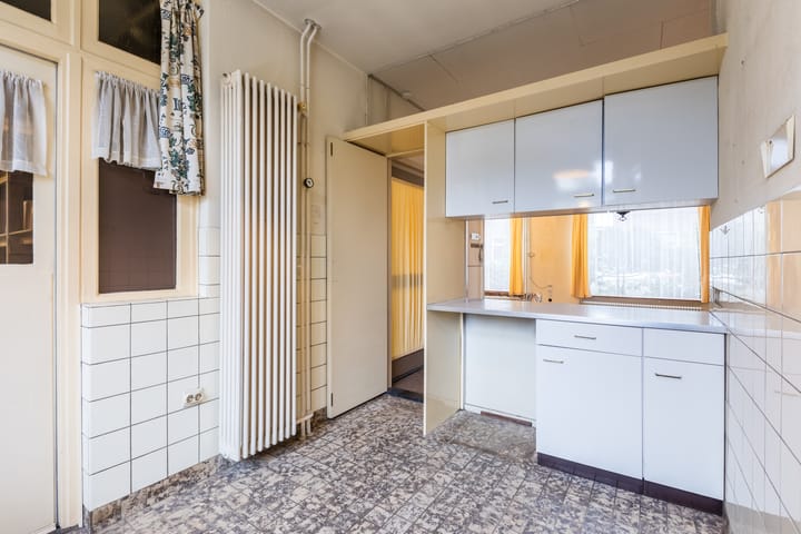 Photo 10 of Hoolstraat 79