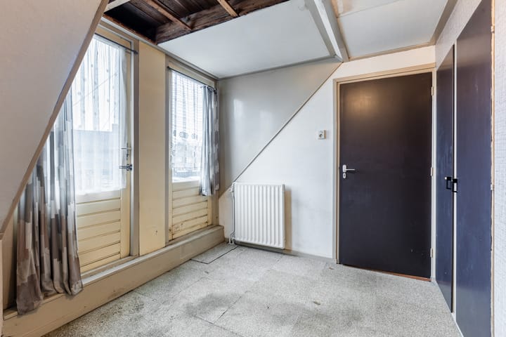 Photo 32 of Hoolstraat 79