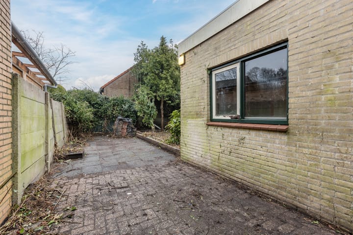 Photo 40 of Hoolstraat 79