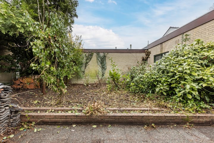 Photo 43 of Hoolstraat 79