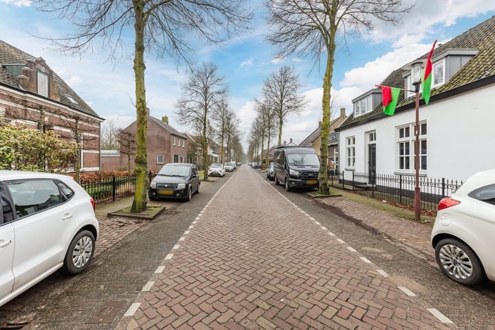 Photo 49 of Hoolstraat 79