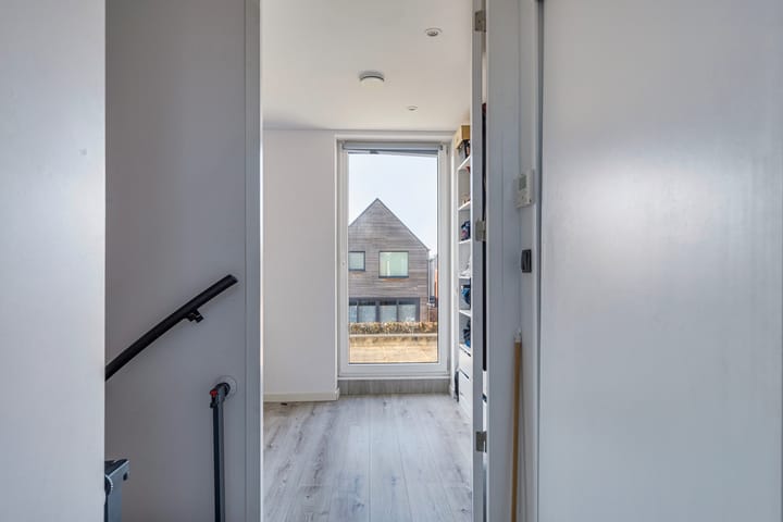 Foto 17 van De Stripmaker 38