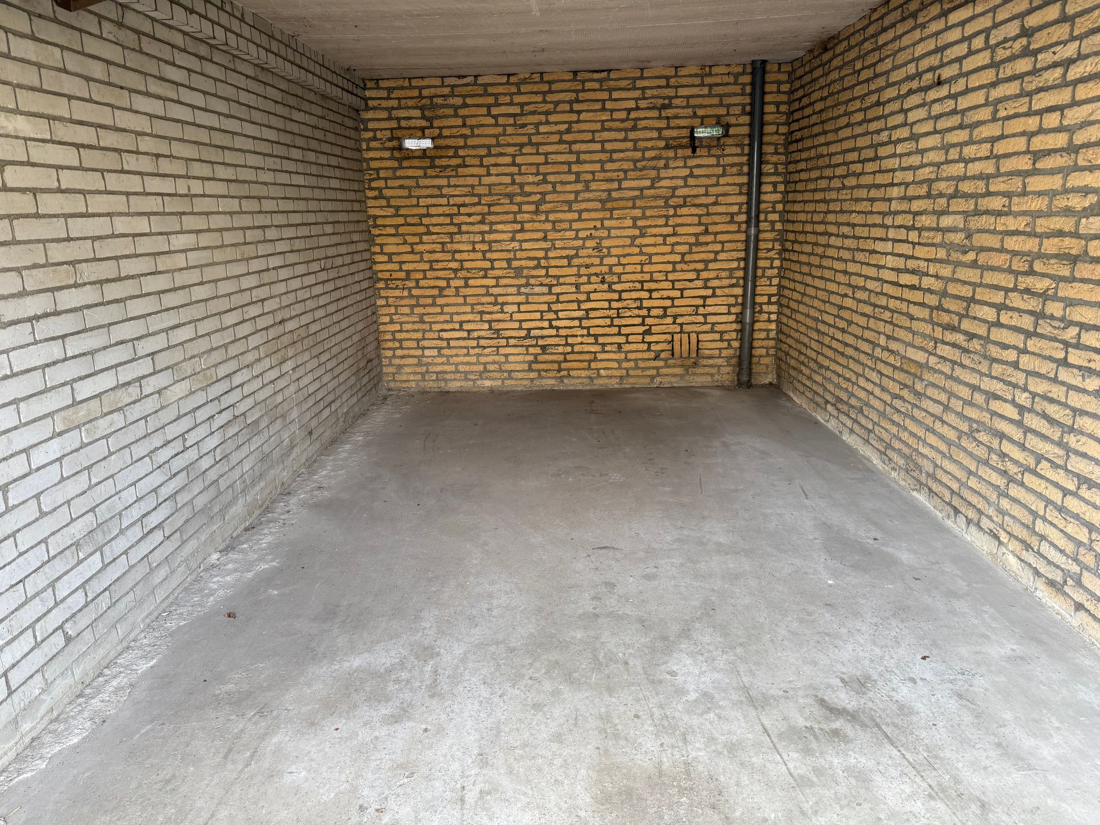 Photo 6 of Baron van Ghentlaan 13 F