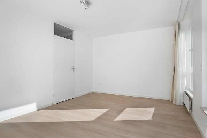 Photo 13 of Kruisstraat 47-F