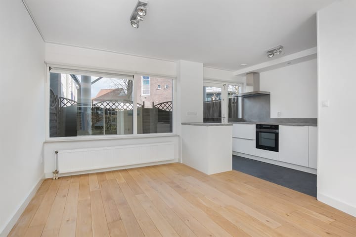 Photo 8 of Kruisstraat 47-F