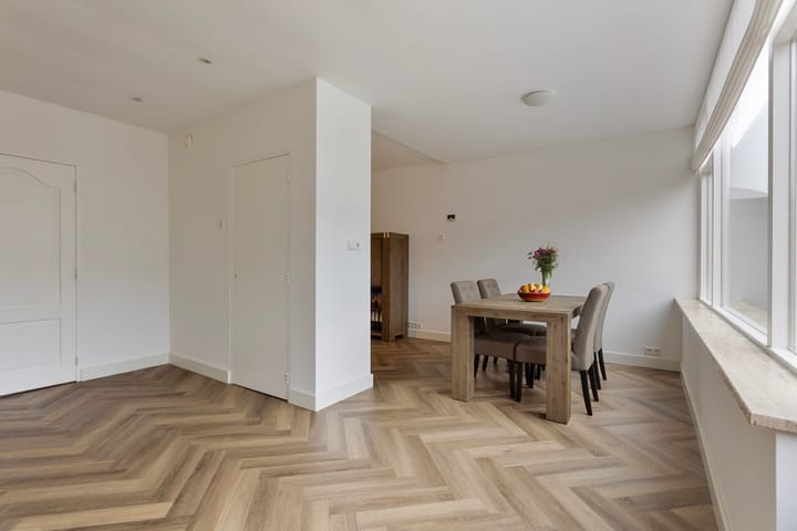 Foto 15 van van Tijenstraat 11