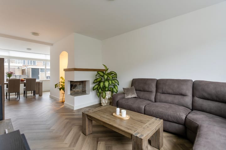 Foto 22 van van Tijenstraat 11