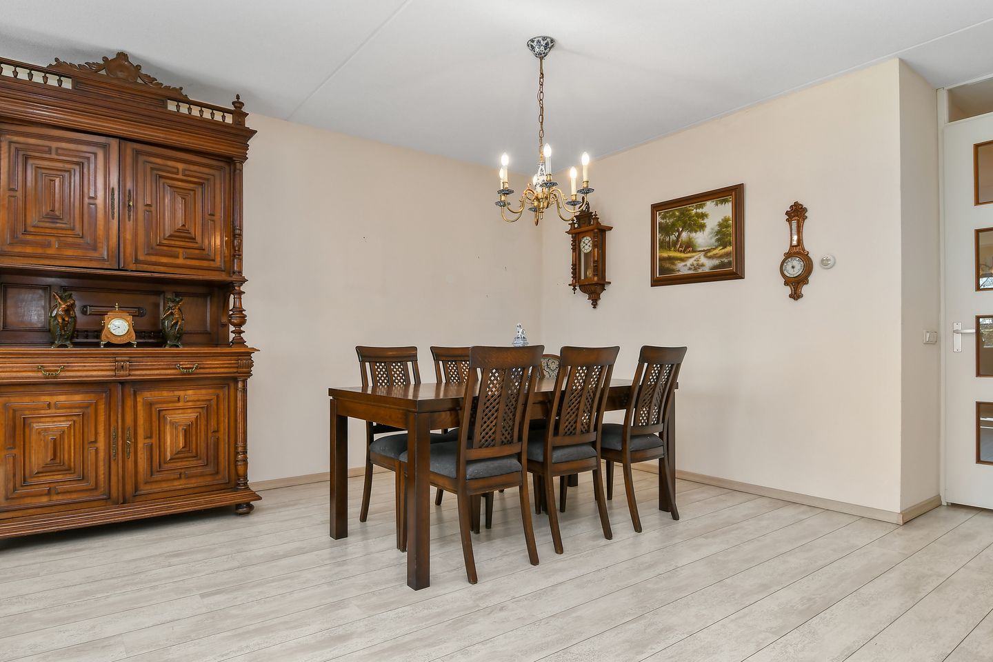 Foto 10 van Parallelweg 104-A