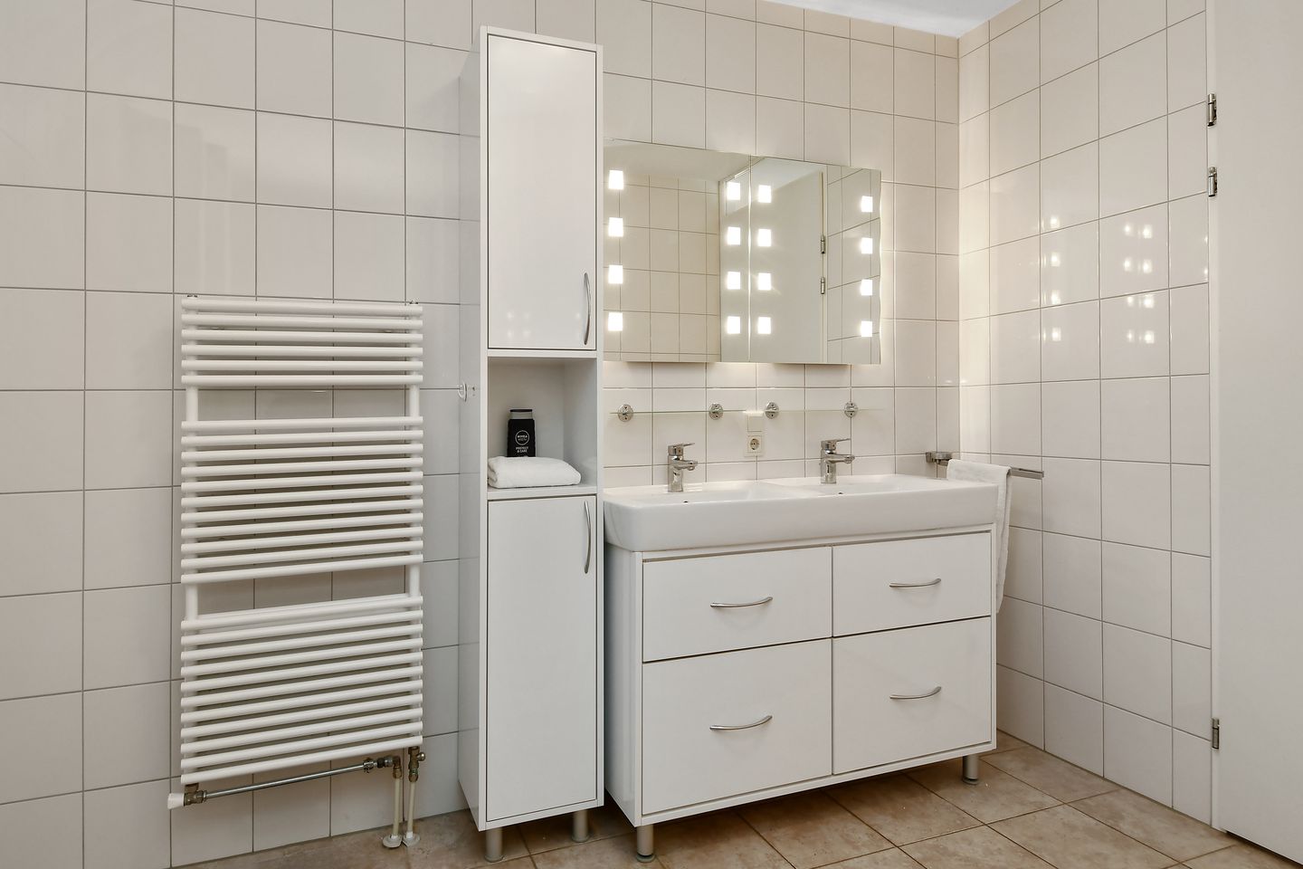 Foto 20 van Parallelweg 104-A