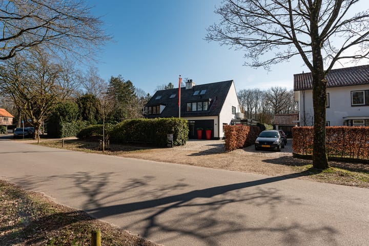 Foto 28 van Mevrouw Leinweberlaan 30