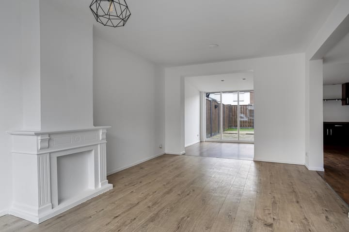 Foto 5 van Aagje Dekenstraat 11