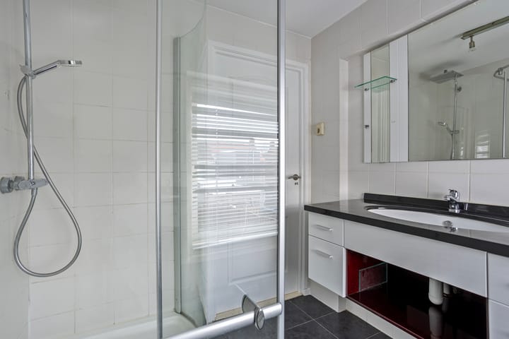 Foto 15 van Aagje Dekenstraat 11